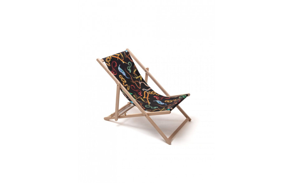 Deck Chair Snakes